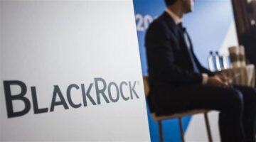 BlackRock lancia il martello sui siti copioni