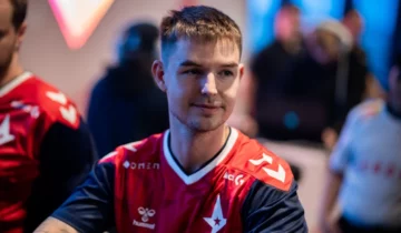 Dev1ce Commits to Astralis, Extends Contract Until 2026
