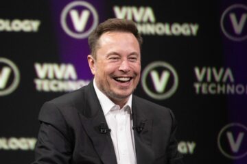 Elon Musk oferuje Wikipedii 1 miliard dolarów za zmianę jej nazwy na „Dickipedia”