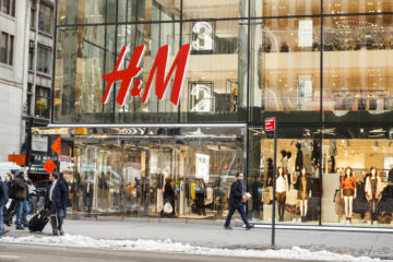 H&M tăng phí hoàn trả