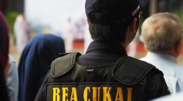 La dogana indonesiana cerca di sfatare i miti sulle restrizioni alla registrazione