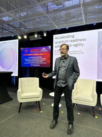 IQTNYC 2023 abre para público robusto e clima agradável e o palestrante Scott Crowder da IBM Quantum - Inside Quantum Technology