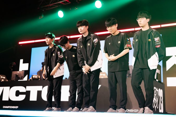 KT Rolster vs Weibo Gaming Preview and Predictions – Worlds 2023