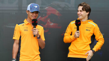McLarnova Norris in Piastri dirkata na dirki Formule 1 za Veliko nagrado Mexico Cityja na stopničkah - Autoblog