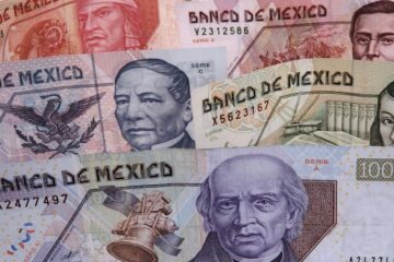 Mehiški peso dnevno raste, vendar beleži četrto zaporedno tedensko izgubo
