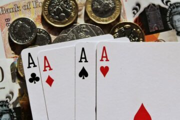 NHS יקבל 100 מיליון ליש"ט בתשלומי היטל מפעילי הימורים