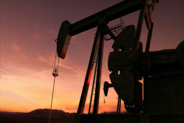 Rusland en Saoedi-Arabië verlengen de olieverlagingen van 1.3 miljoen vaten per dag tot eind 2023