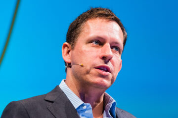 Tekniikan miljardööri Peter Thiel oli kuulemma FBI:n tiedottaja - TechStartups
