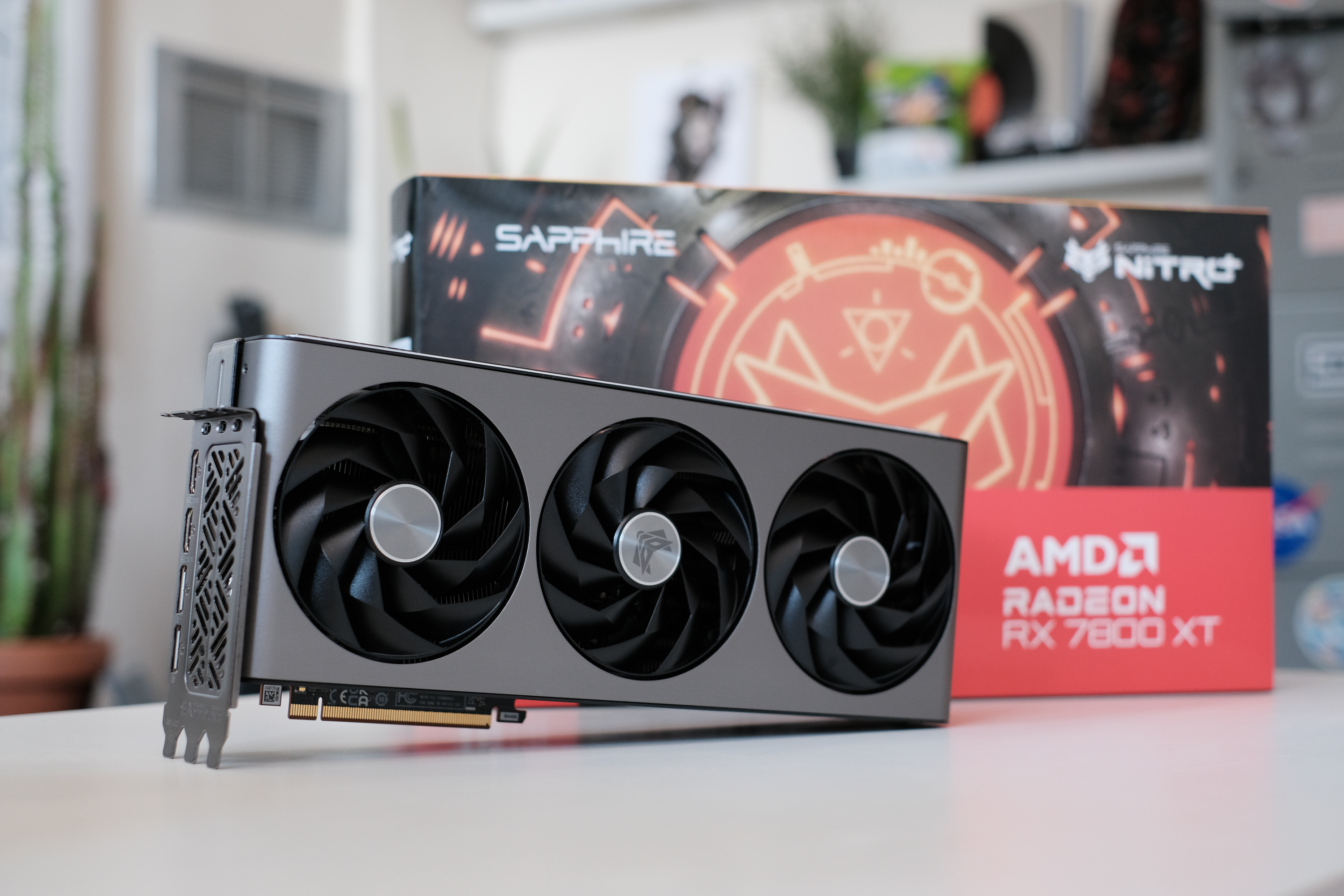 AMD Radeon RX 7800 XT - Najlepsza karta graficzna