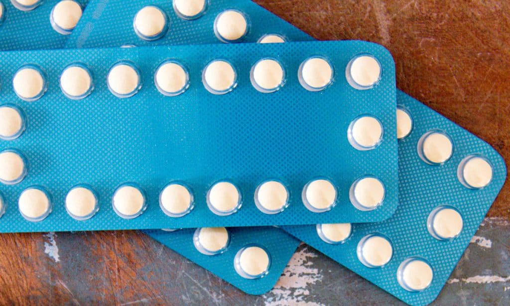 Tveganja kombiniranja konoplje in kontracepcije