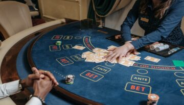 Hvorfor bør du spille JeetWins Live Dealer-spil? | JeetWin blog