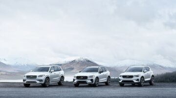2024 Volvo XC40 po ceni 53,645 $ z novo osnovno opremo z zadnjim pogonom - Autoblog
