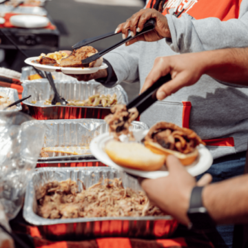 Hương vị truyền thống: Thú vui ẩm thực BBQ thành phố - GroupRaise