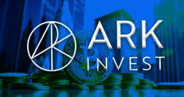 ARK Invest należąca do Cathie Wood inwestuje część swoich udziałów w GBTC w Grayscale w miarę wzrostu optymizmu dotyczącego Bitcoin ETF