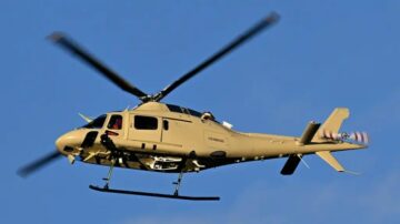 在试飞期间发现宪兵队的第一架 RH119A 直升机
