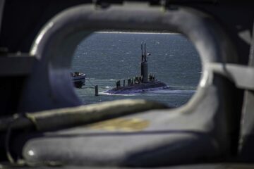 Saat itulah Angkatan Laut AS berencana menjual kapal selam ke Australia di bawah AUKUS
