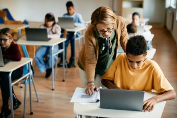 Hur kan lärare förbereda eleverna för en AI-driven framtid? - EdSurge News