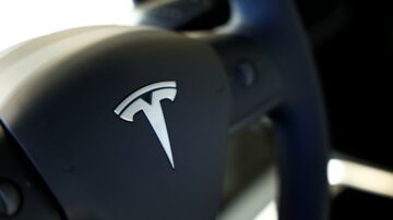 Labor board dismisses claim that Tesla fired workers over union organizing - Autoblog