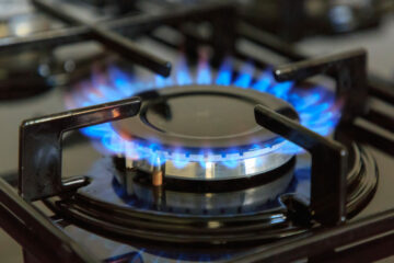 Los reguladores solicitan protecciones del suministro de gas natural después de los cortes de invierno de 2022