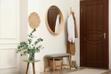 Small Entryway Decorating Ideas That Will Wow