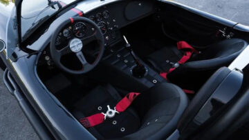 سپرفارمنس نے 30 ویں سالگرہ ایک خصوصی MkIII Roadster - Autoblog کے ساتھ منائی