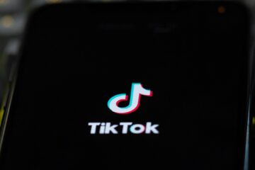 Der TikTok Tako-Chatbot ist in Ihren DMs aufgetaucht? Hier erfahren Sie, warum
