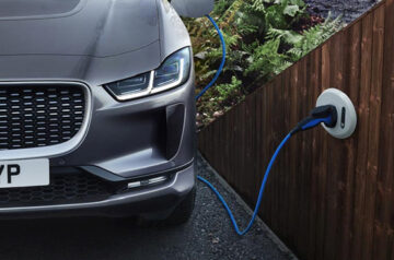 Publikacja brytyjskiej strategii dotyczącej akumulatorów do pojazdów elektrycznych, przyjęta z zadowoleniem przez branżę samochodową