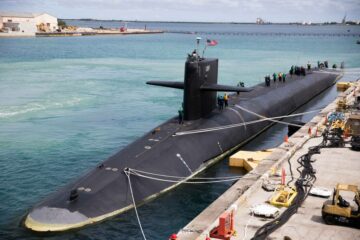 미 해군은 전략적 잠수함 딥에 대한 대비책으로 유지 관리 개선을 보고 있습니다.