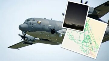 طائرة حربية تابعة للقوات الجوية الأمريكية AC-130J يتم تتبعها عبر الإنترنت أثناء الضربة الجوية في العراق