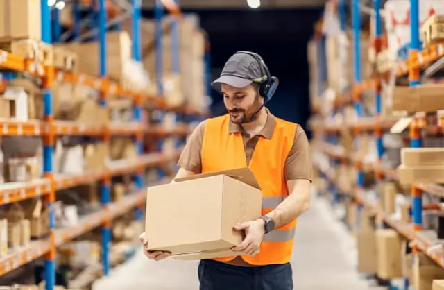 Voice picking as a type of automated warehouse picking