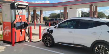 EV Charging Stories To Watch in 2024 - CleanTechnica