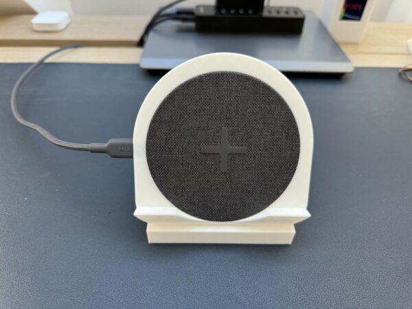 iPhone stand with IKEA Nordmärke Charger #3DThursday #3DPrinting