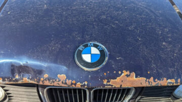 אבן חצר הגרוטאות: BMW 1991i 535