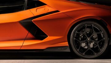 Lamborghini's New Active Toe And Camber Tech Is A Big Step For Performance Cars