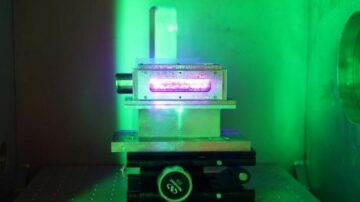 Nanodelci pospešujejo laserski wakefield pospeševalnik na 10 GeV – Physics World