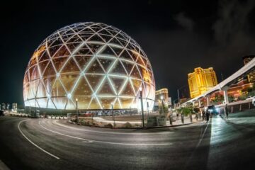Las Vegas Sphere และความเชื่อมโยงที่น่าสงสัยกับ Isaac Newton - Physics World