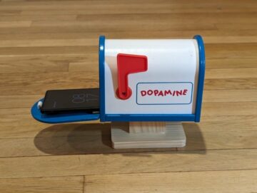 The Mailblocks: Physical Inbox for Virtual Alerts #piday #raspberrypi