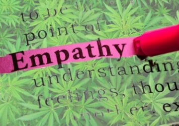Vuoi più empatia e comprensione nel mondo, fuma più erba! - I consumatori di cannabis mostrano più empatia in un nuovo studio