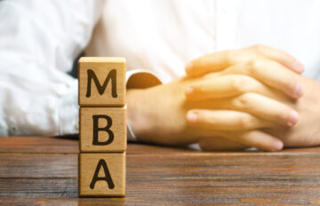 Povprečna MBA plača v ZDA - 2024