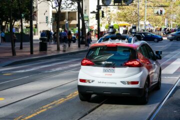 Förarlösa bilar avviker från trafikhänvisningar i Kalifornien