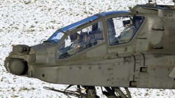 Hollantilaiset sanovat jäähyväiset AH-64D Apache-helikoptereille
