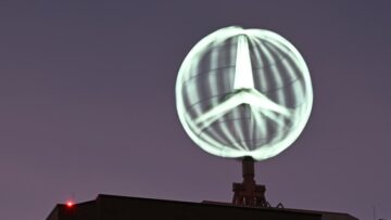 Cum o parolă publicată greșit a expus codul sursă Mercedes-Benz - Autoblog