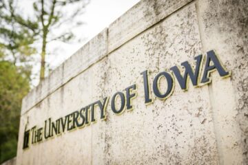 Investigação de apostas esportivas de Iowa supostamente direcionada a atletas universitários