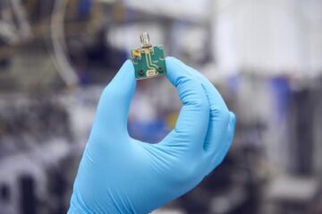 Laserlicht macht einen Quantenspaziergang in einem Mikrochip – Physics World