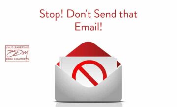 Jangan Pernah Melakukan Percakapan yang Sulit Melalui Email. Dan Beberapa Kesalahan Manajemen Tidak Dipaksa Lainnya. | SaaStr