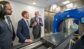 OncoRay lancerer verdens første MRI-guidede protonterapisystem for hele kroppen - Physics World