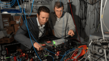 Quantum-processor integrerer 48 logiske qubits – Physics World