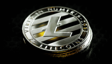 SafeMoon and Litecoin: Litecoin stabilized above 65.00