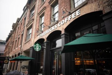 Starbucks-kontrovers og Fintech-brudd