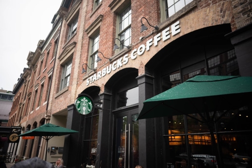 Unsplah TR Starbucks - Starbucks Controversy and Fintech Breakage